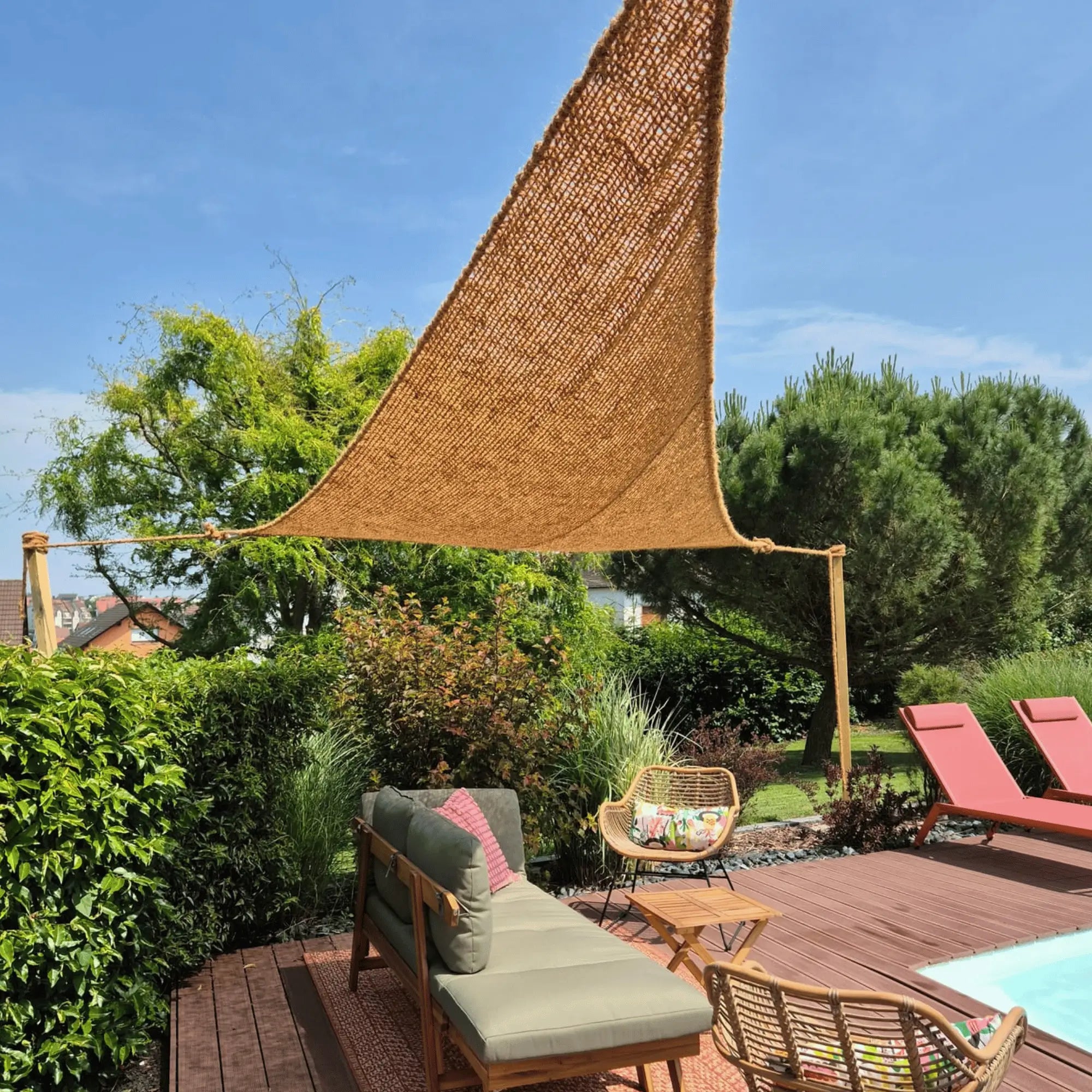 Coconut fiber camouflage net