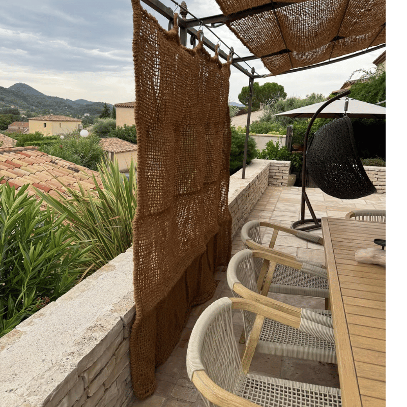 Coconut fiber curtain