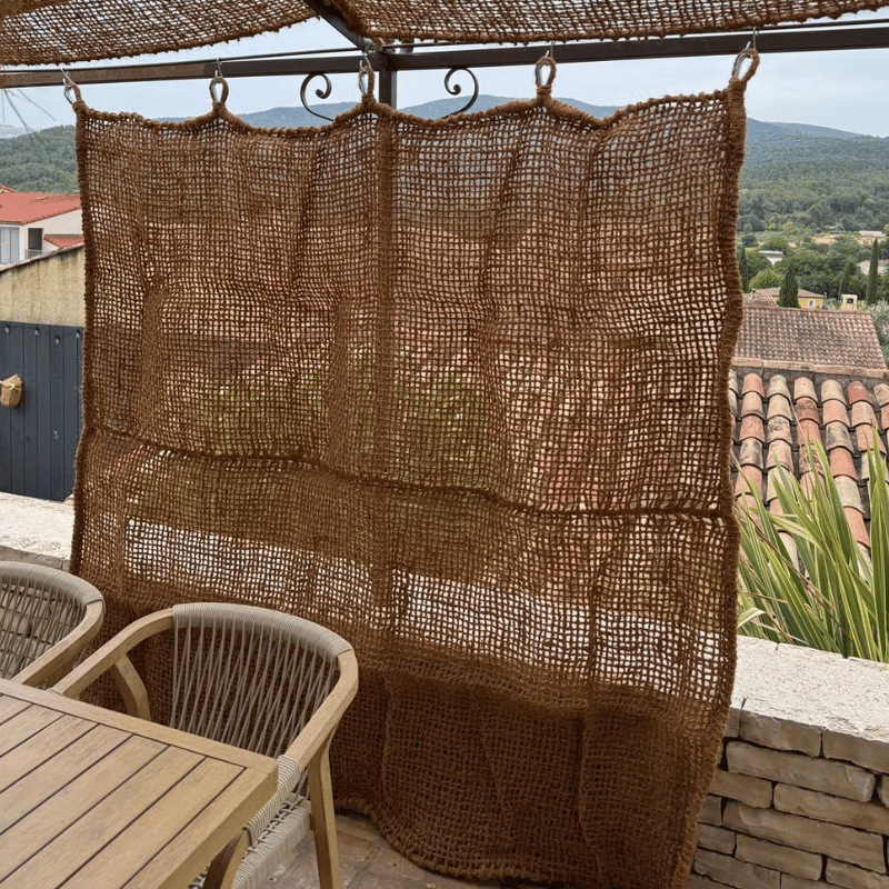 Coconut fiber curtain