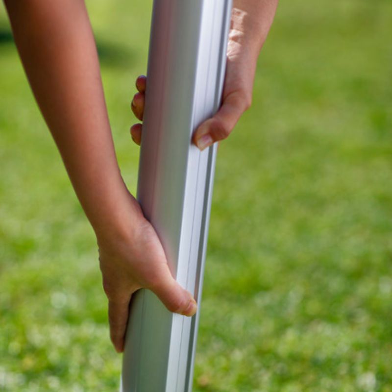 Anchoring base for telescopic masts