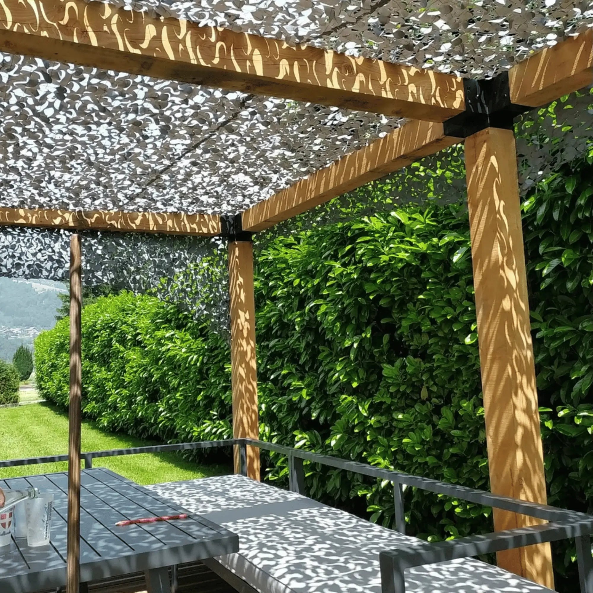 toile camouflage gris pergola
