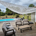 Filet de camouflage triangulaire blanc