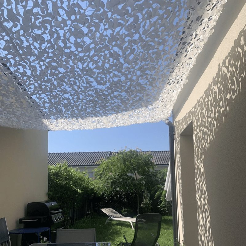 Camouflage net fixing